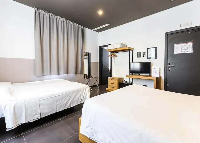 Hotel Central Lodge Hotel Rome