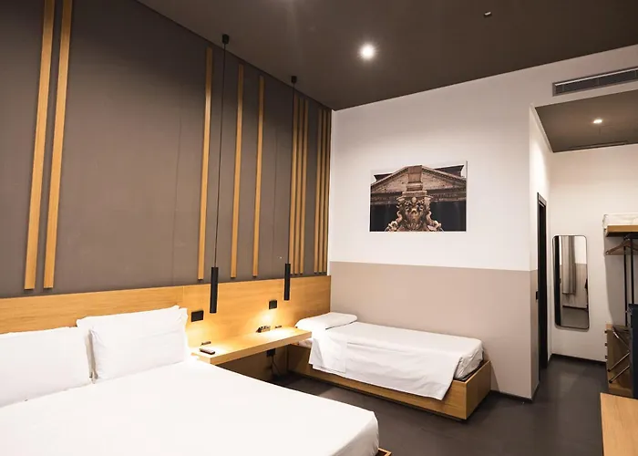 Hotel Central Lodge Hotel