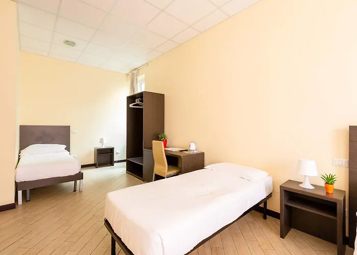 Hotel Central Lodge Hotel Rome