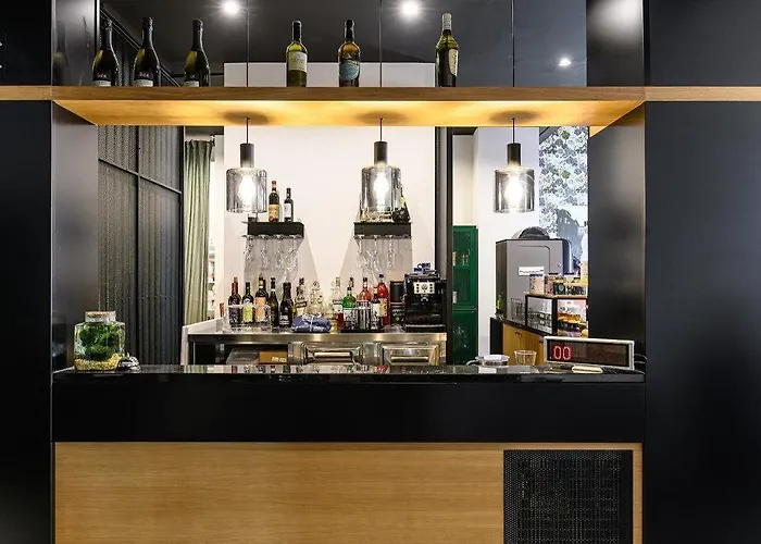 Hotel Central Lodge Hotel