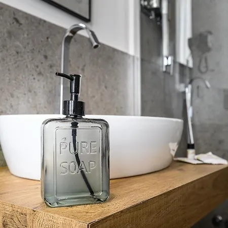 Central Lodge Hotel Hotel