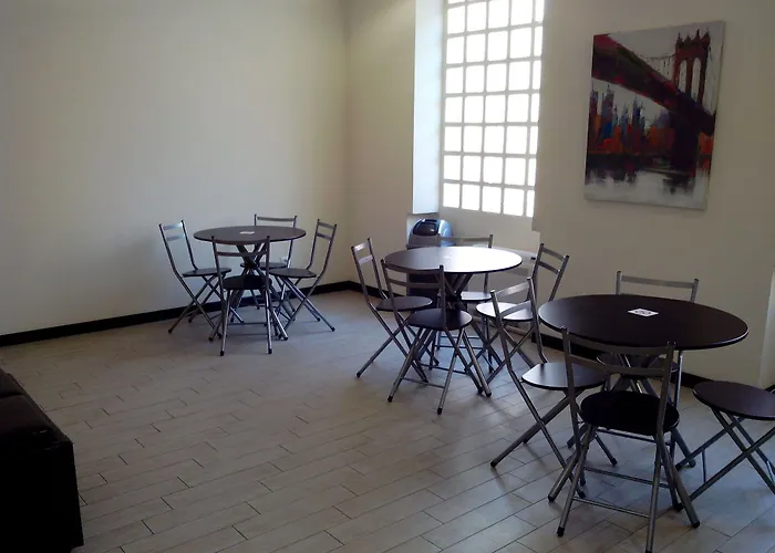Central Lodge Hotel מלון רומא