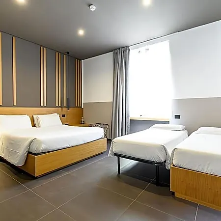 Central Lodge Hotel