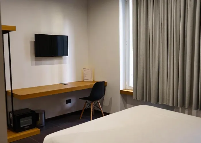 Central Lodge Hotel 3*