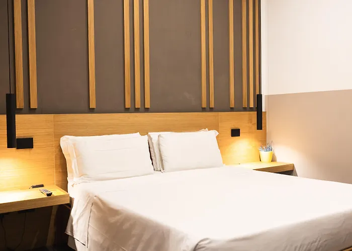 Central Lodge Hotel Hotel 3*