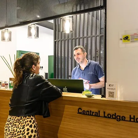 Hotel Central Lodge Hotel 3*