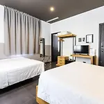 Hotel Central Lodge Hotel Roma
